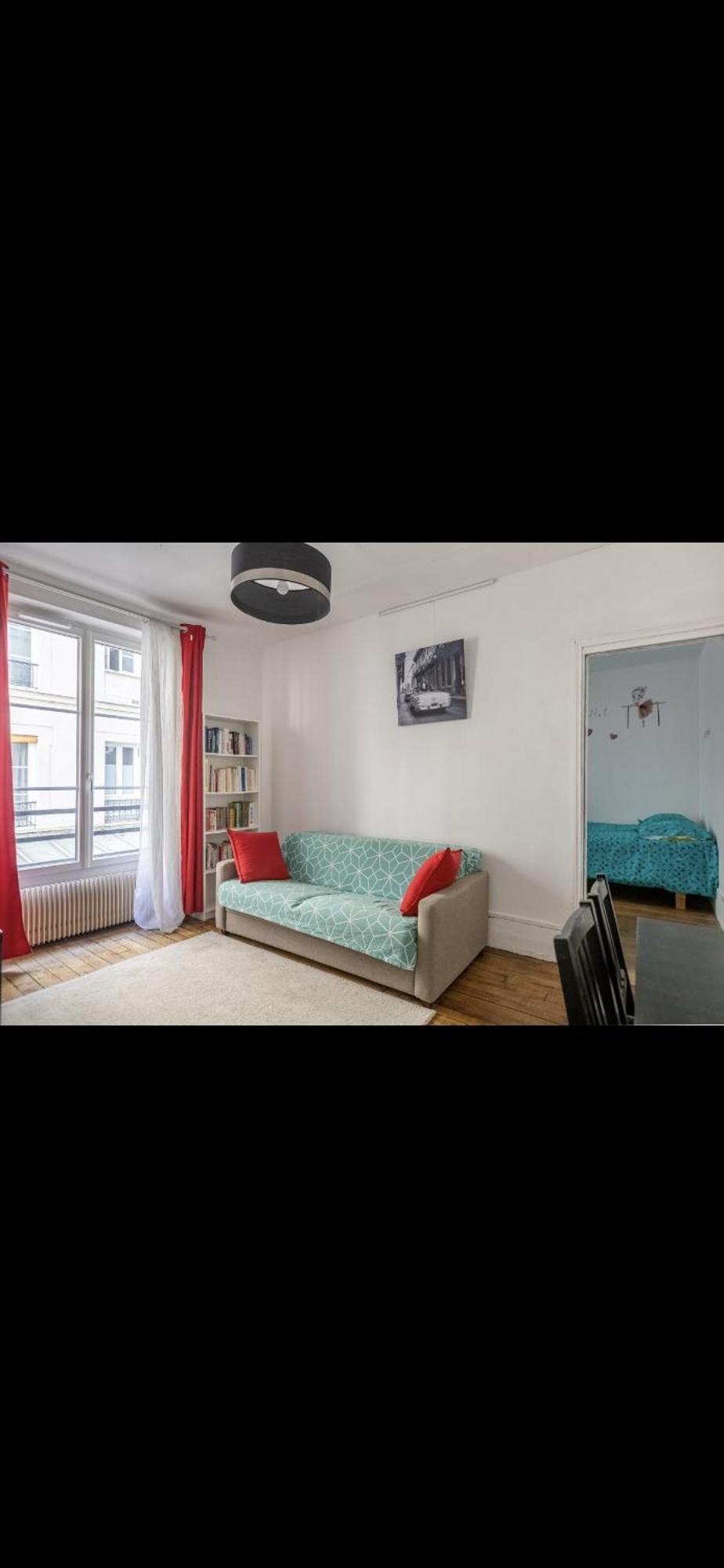 Beautiful Three-room Near Pantheon